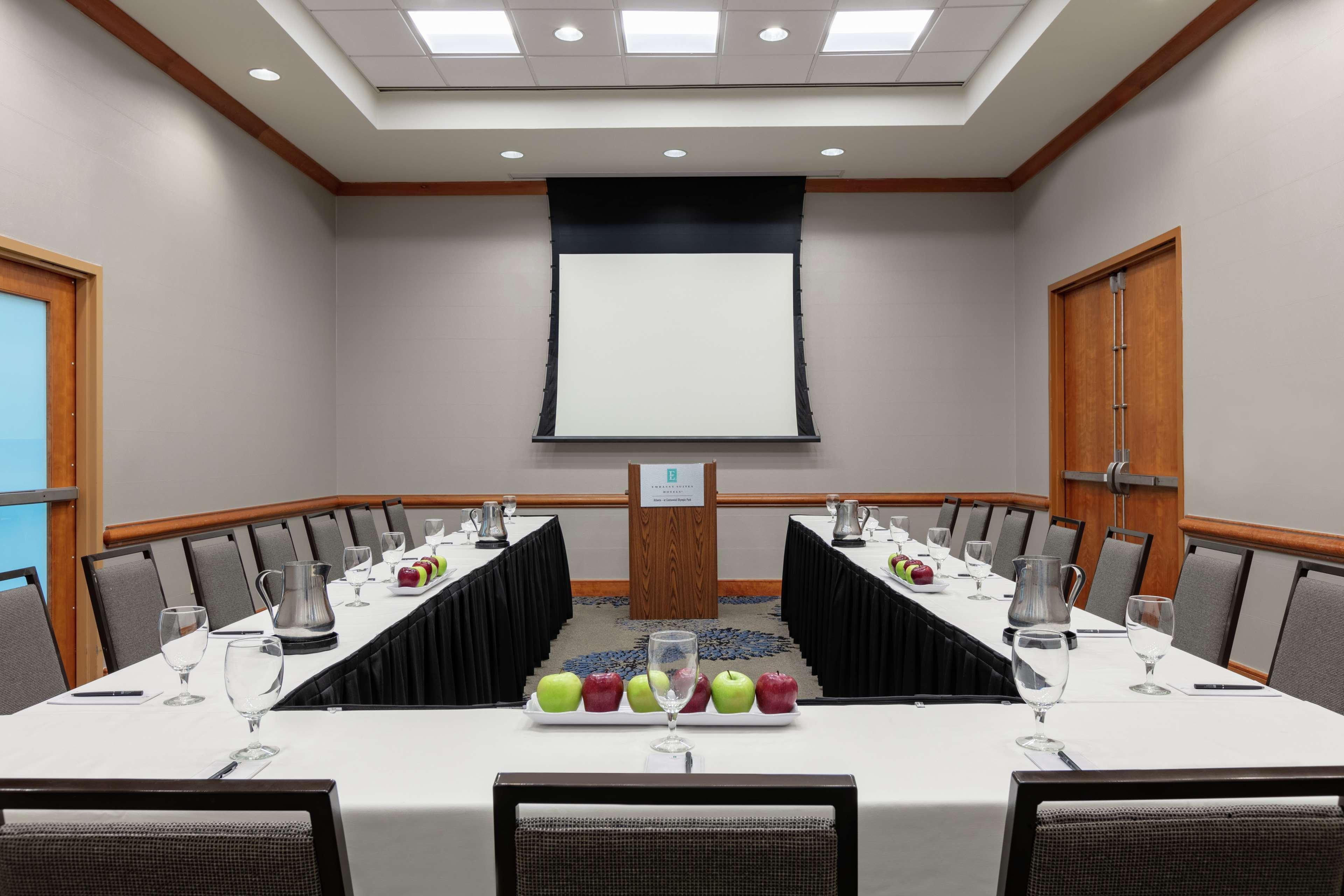 Hotel Embassy By Hilton At Centennial Olympic Park Atlanta