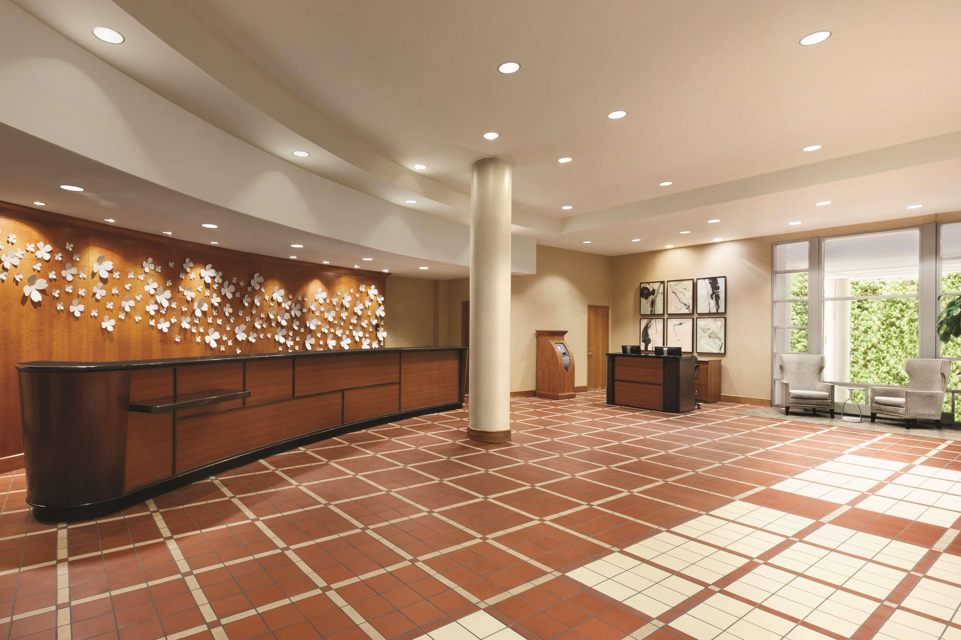 Hotel Embassy By Hilton At Centennial Olympic Park
