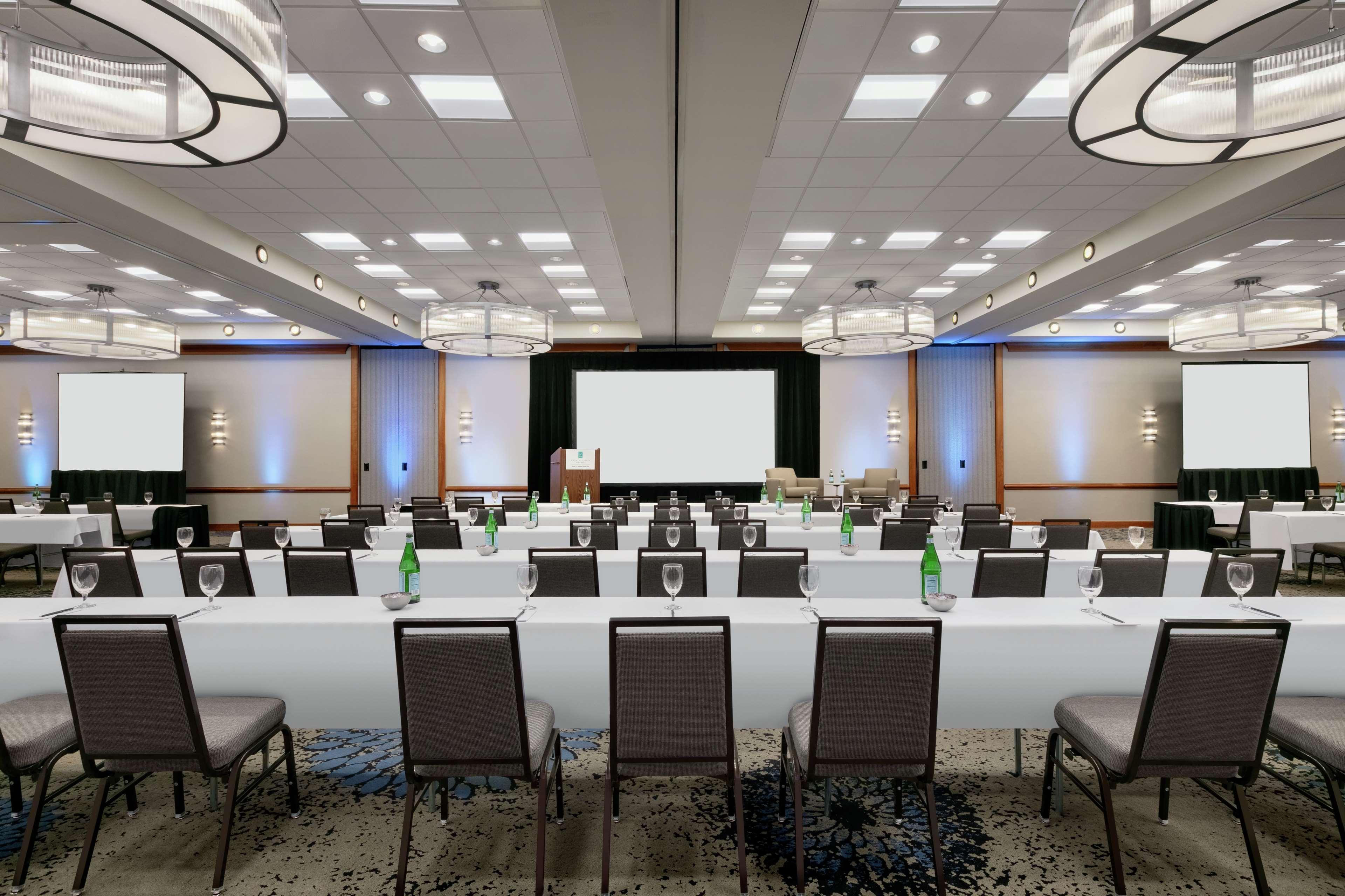 Embassy By Hilton At Centennial Olympic Park Hotel 3*