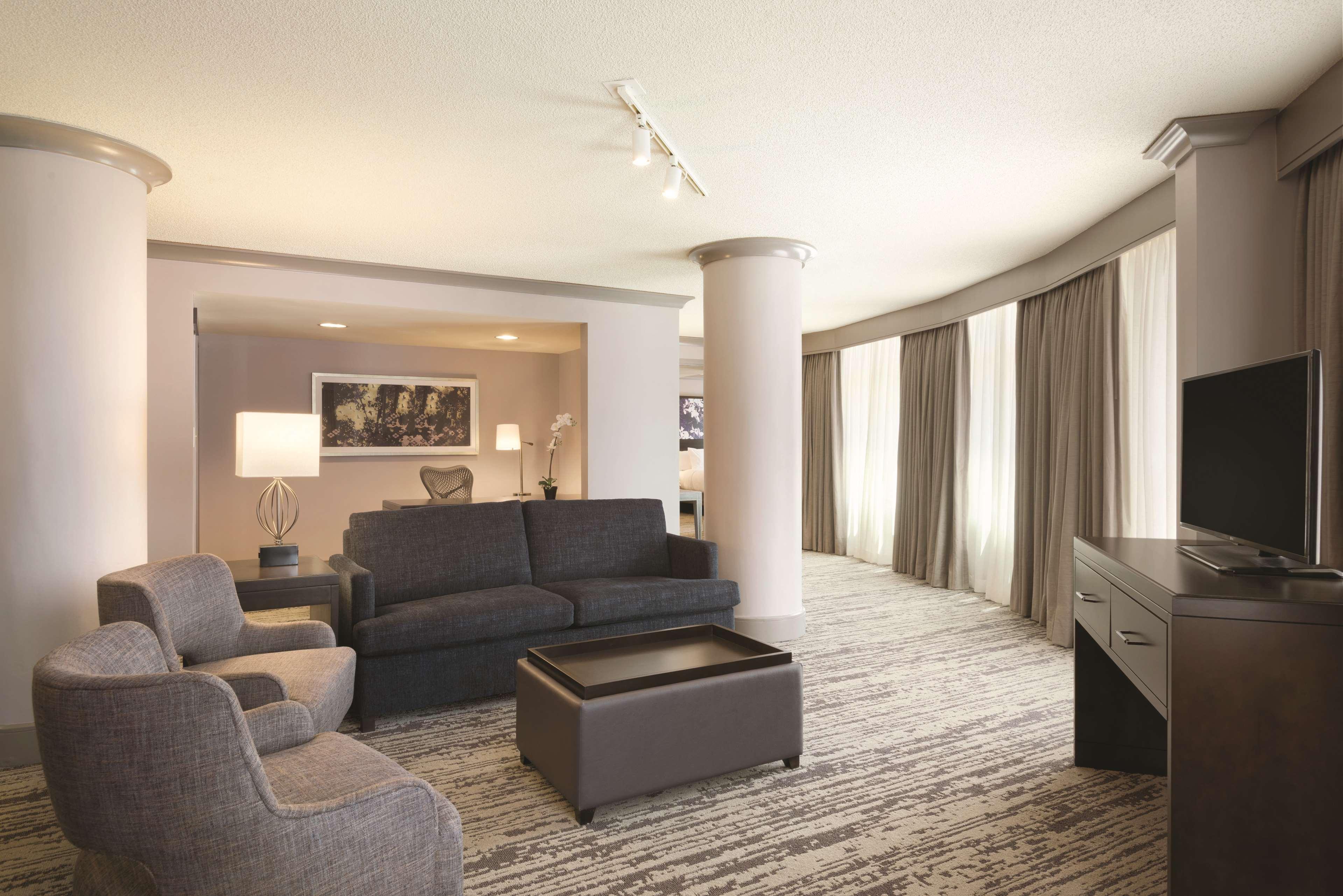 Embassy By Hilton At Centennial Olympic Park