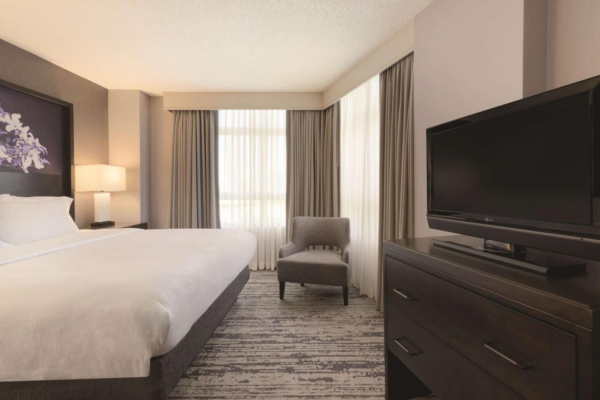 Embassy By Hilton At Centennial Olympic Park