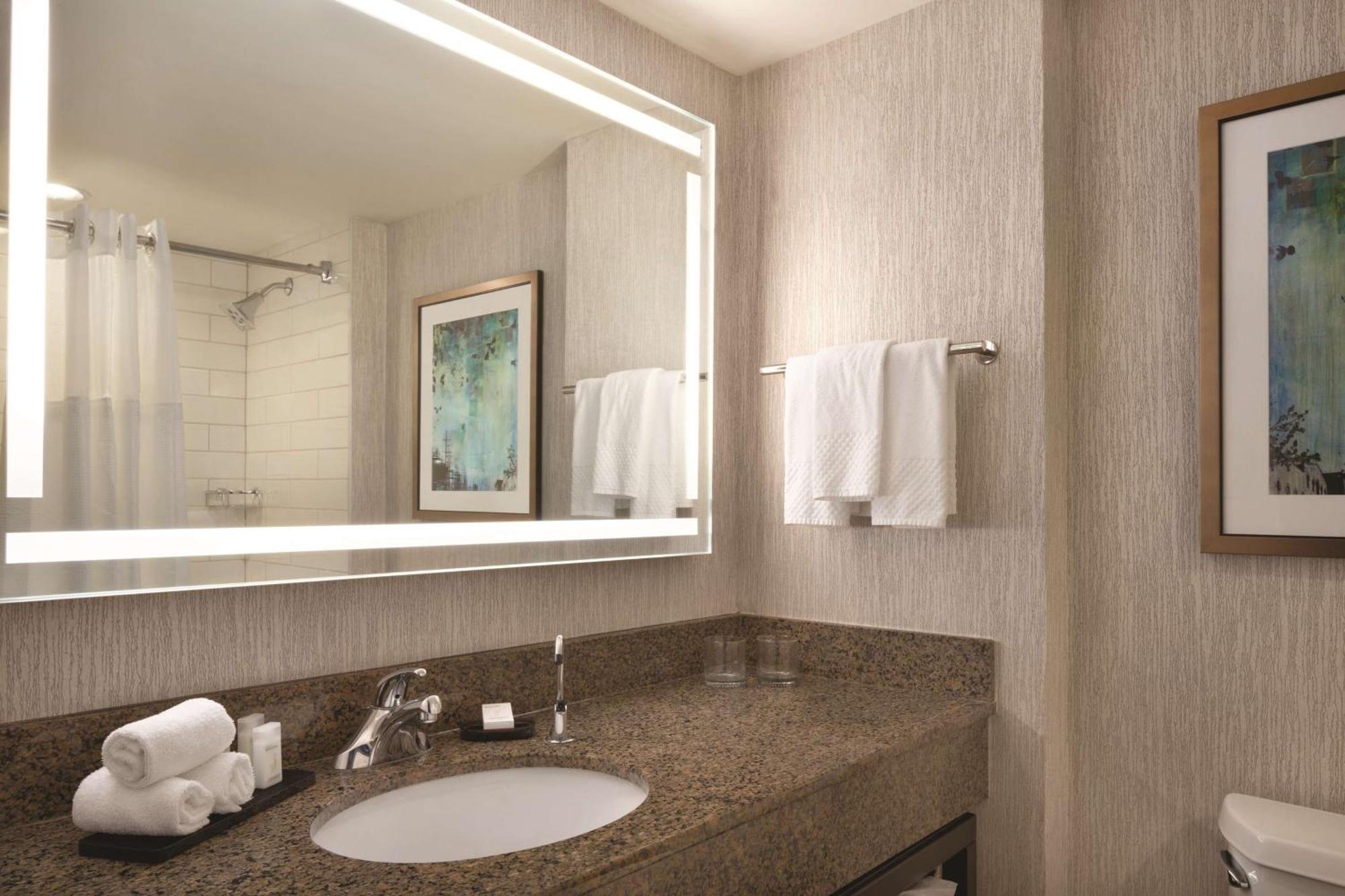 Embassy By Hilton At Centennial Olympic Park Hotel Atlanta