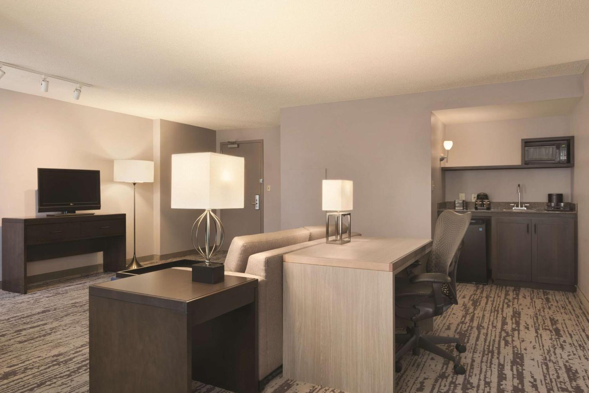 Embassy By Hilton At Centennial Olympic Park Hotel Atlanta