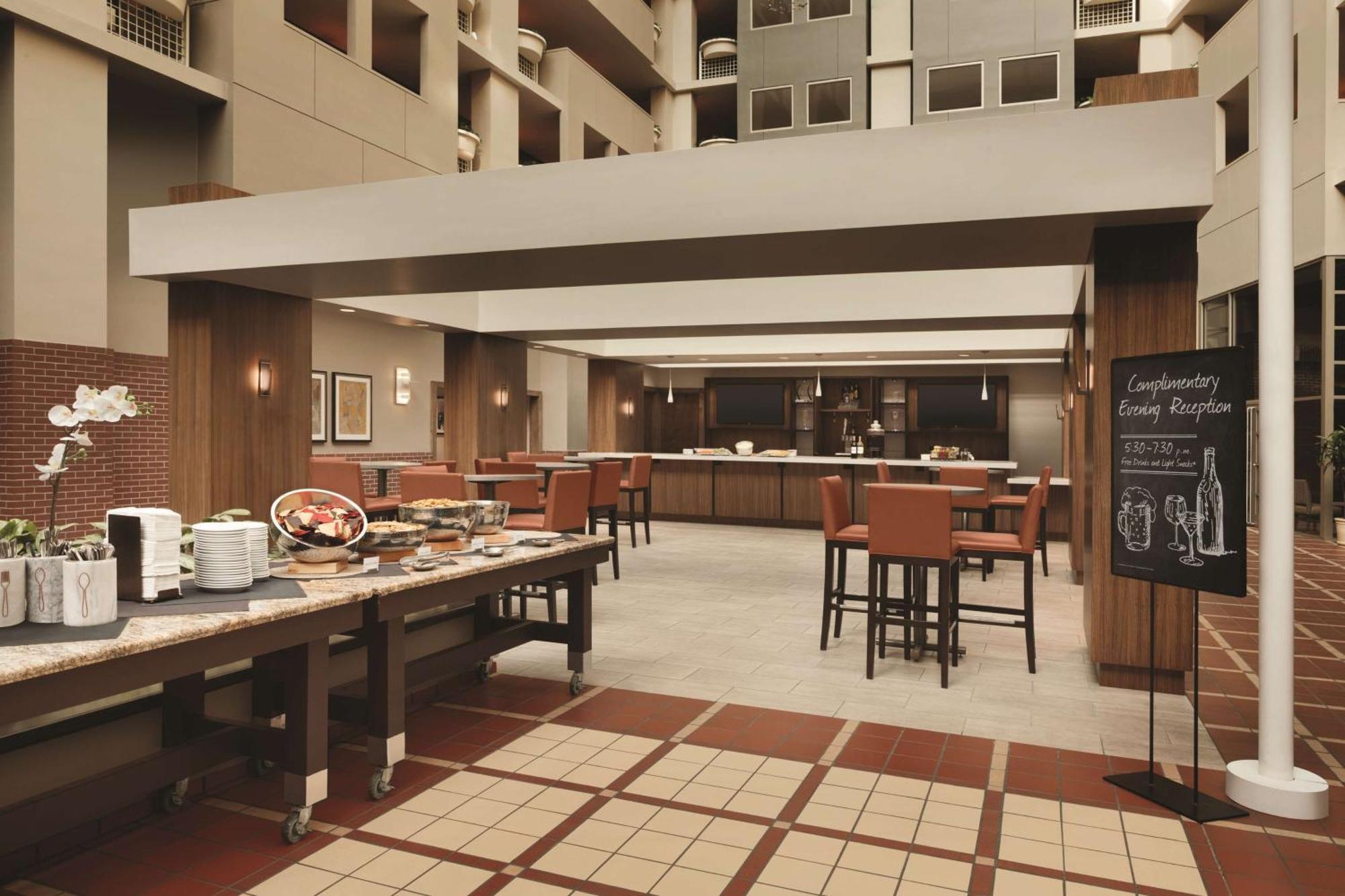Embassy By Hilton At Centennial Olympic Park