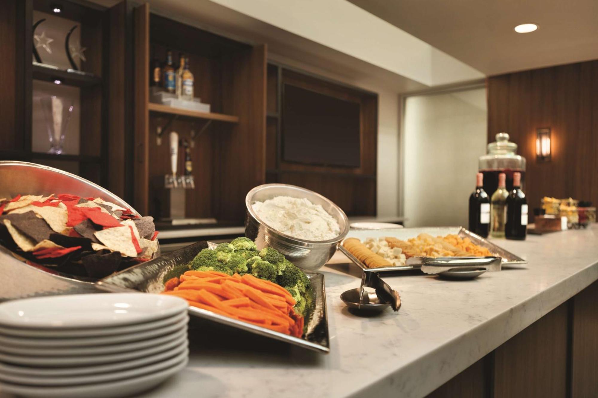 Embassy By Hilton At Centennial Olympic Park Hotel