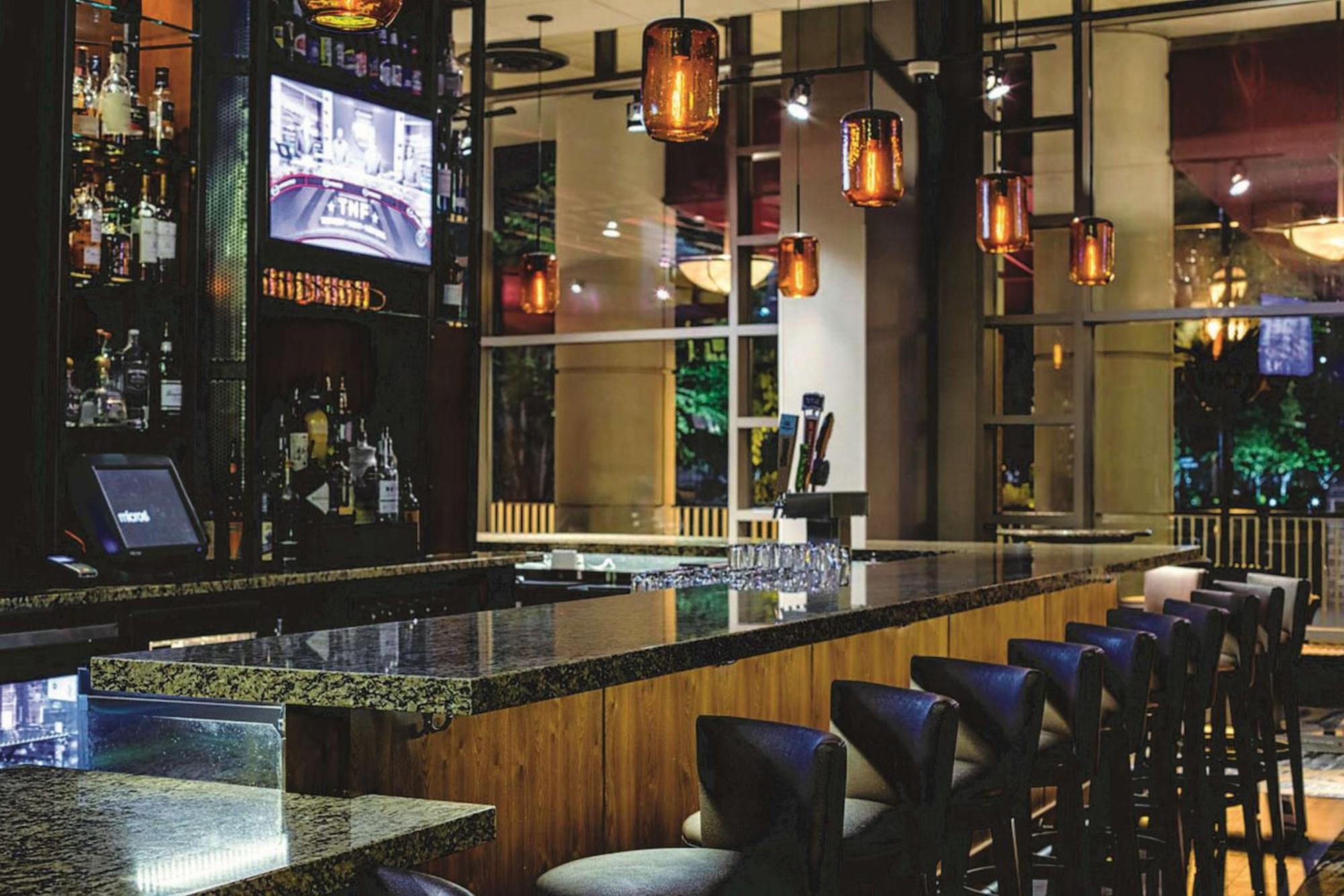 Hotel Embassy By Hilton At Centennial Olympic Park 3*