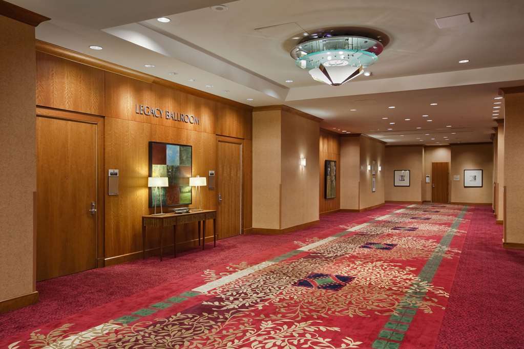 Embassy By Hilton At Centennial Olympic Park